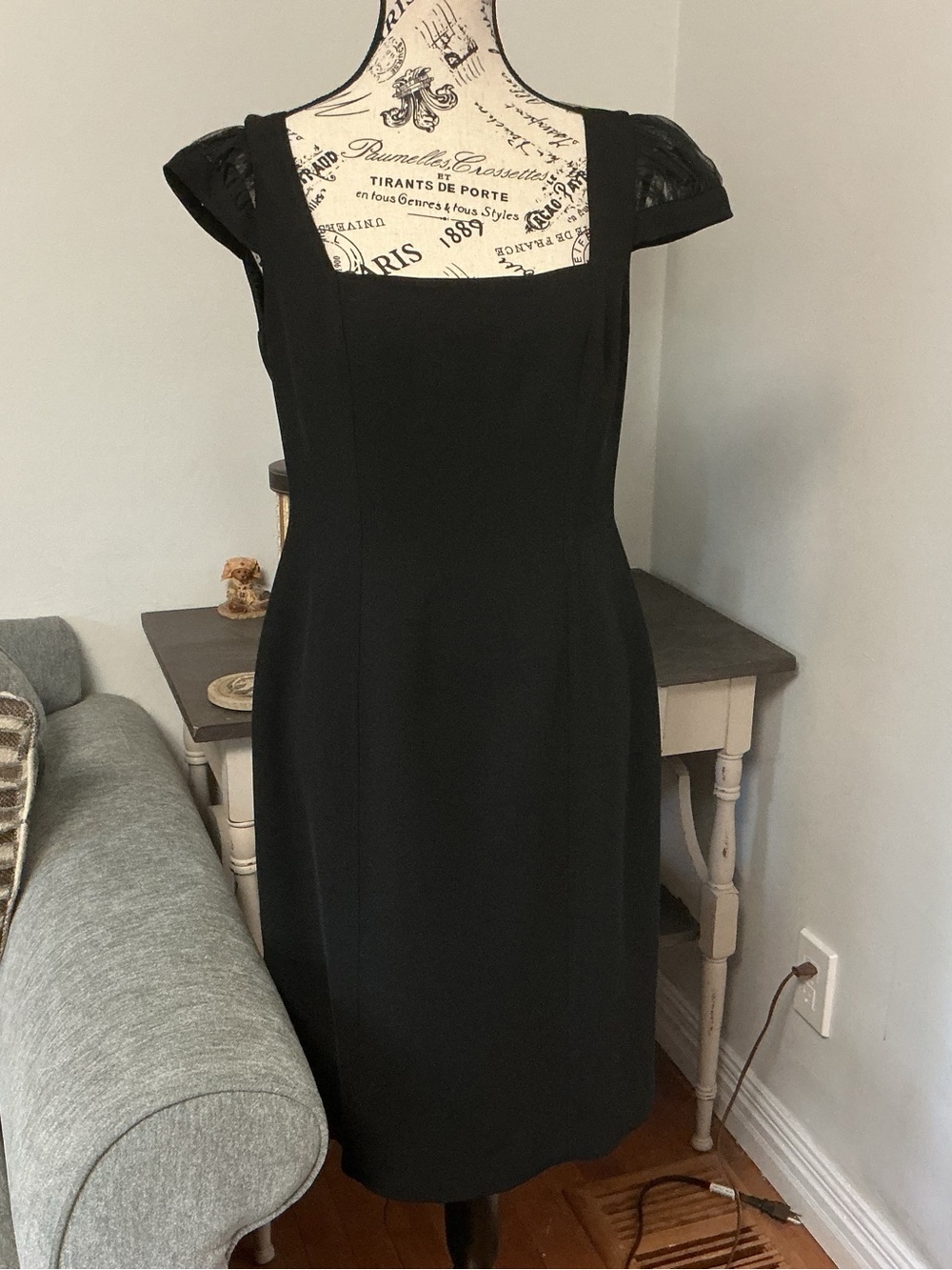 Evan Picone Size 6 Black Square-Neck Lined Midi Dress with Cap Sheer Sleeves